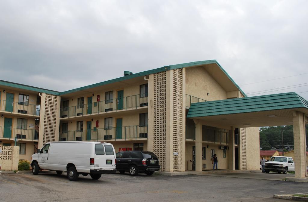 Bama Inn Huntsville Quarto foto