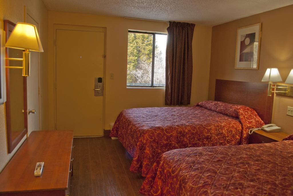 Bama Inn Huntsville Quarto foto